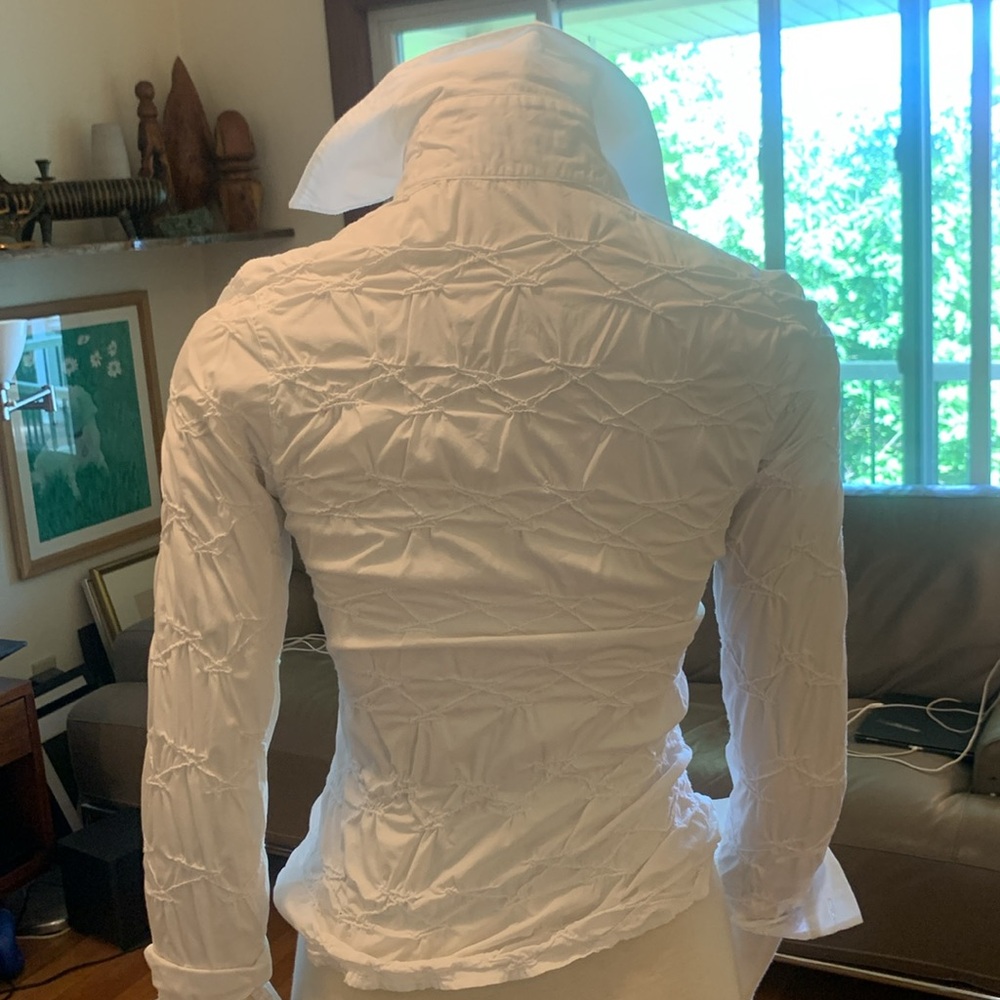 ANNE FONTAINE PARIS FRANCE WHITE BLOUSE WITH PUCKERED GATHERED DETAIL - Picture 6 of 13